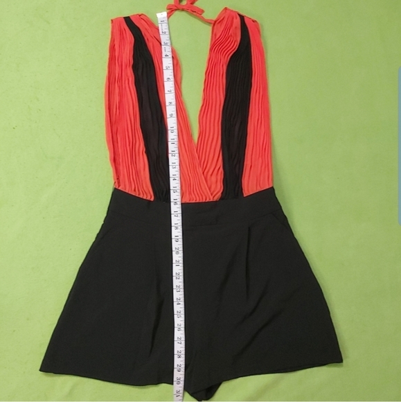 Vera Moda Black & Orange Romper - Picture 5 of 5